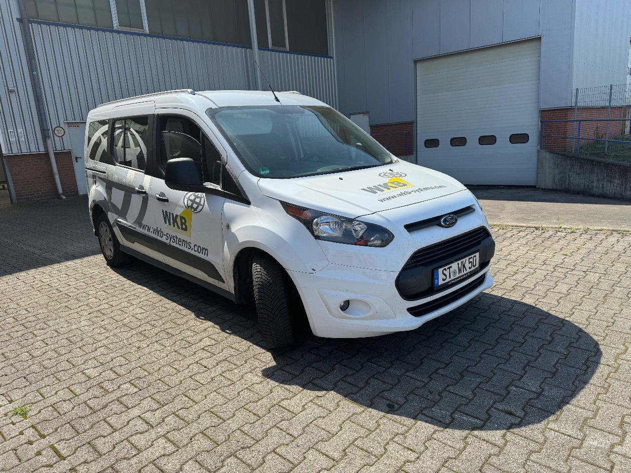 Kombilimousine (Ford, Transit Connect 1.5 TDCi), EZ: 21. August 2018 (ca. 160.700 km)