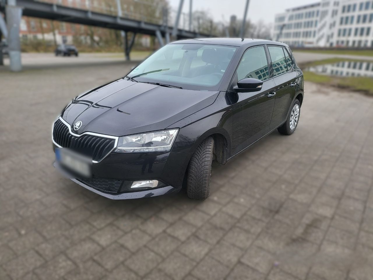 Kleinwagen (Skoda, Fabia Cool Plus 1,0 MPI) - (EZ.: 26. November 2020) - (Benziner) - (Laufleistung: 46.934 km) - (TÜV bis: November 2025) - (Paket: Enjoy) - (1. Fahrzeughalter) - (Startpreis: 3.500,00 €)