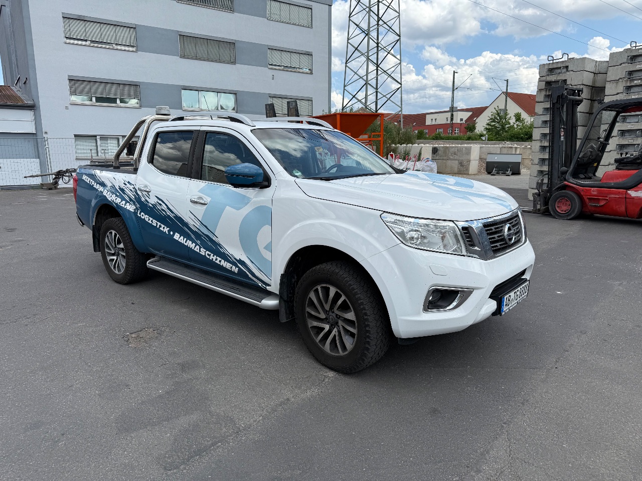 Pick-Up (Nissan, Navara 2.3 dci) - (EZ: 13. März 2018) - (123.208 km)