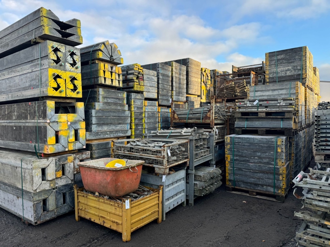 Posten Hünnebeck MANTO Schalung (677 qm) - (Details im Langtext)