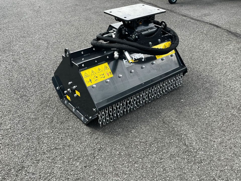 Mulcher/Schlegelmulcher (Häner, HSM800) - (Baggerklasse: 1,5 - 4 t) - (Arbeitsbreite: 800 mm) - (inkl. Umbaukit u. Schläuche) - (ohne Aufnahme) - (Startpreis: 1000,00 €)