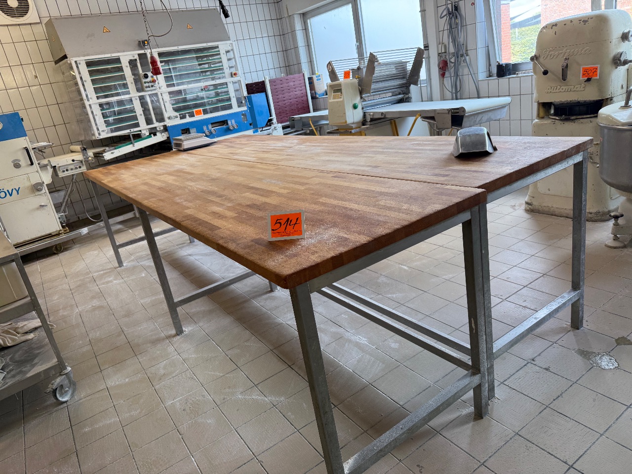 Backstube + Büro- und Nebenräume zu vermieten